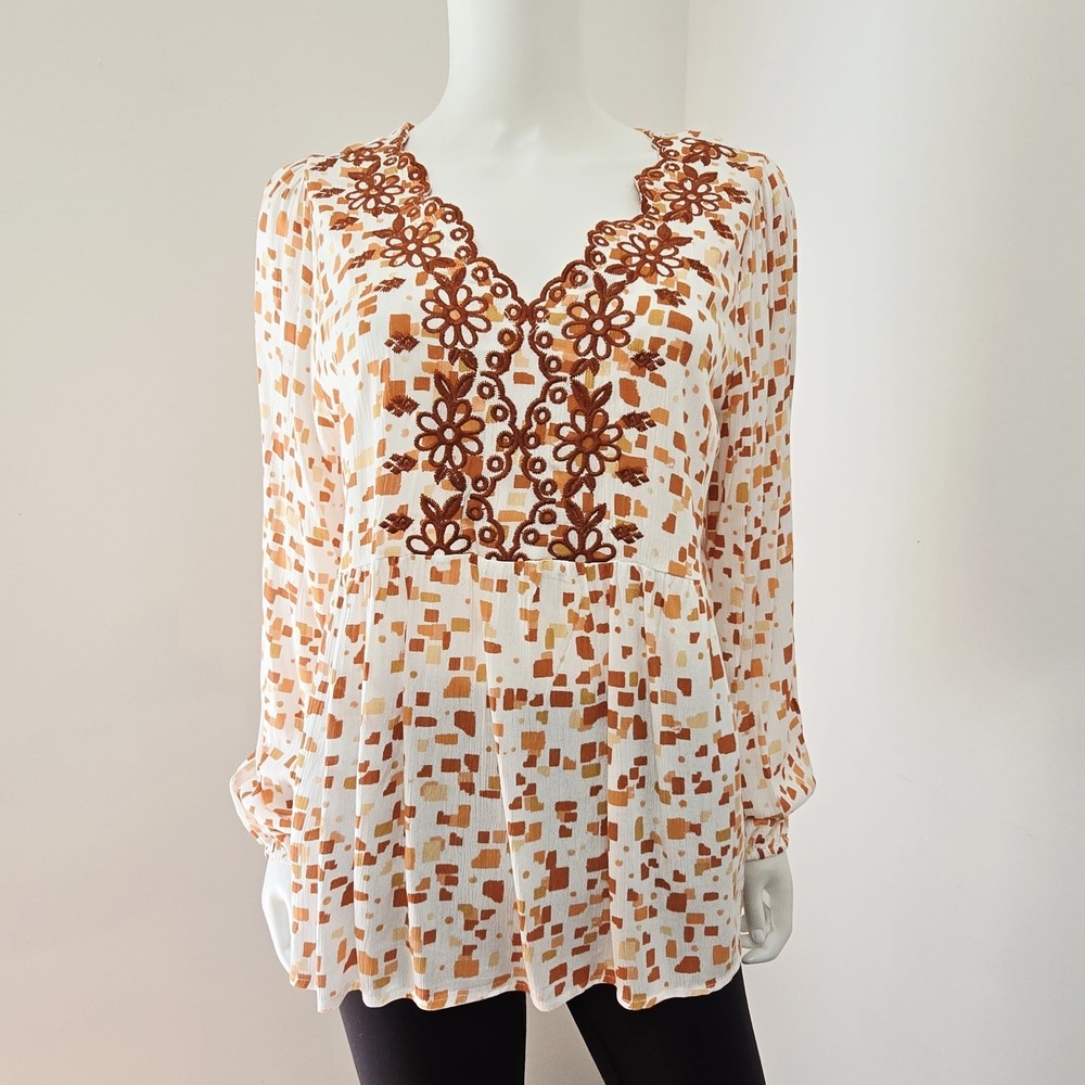 Savanna Jane Blouse Womens Medium Embroidered Floral Geometric Boho Western Top